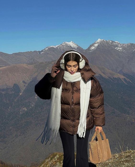 Жіноча Тепла Зимова Куртка с Капюшоном/Женская Теплая Зимння Курточка