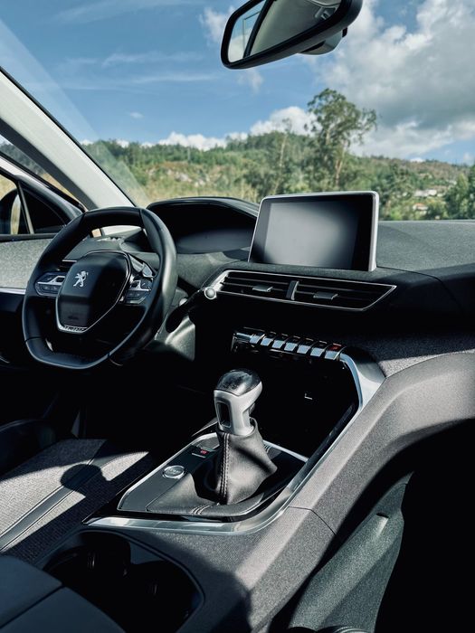Peugeot 5008 1.2 PureTech — photo 5