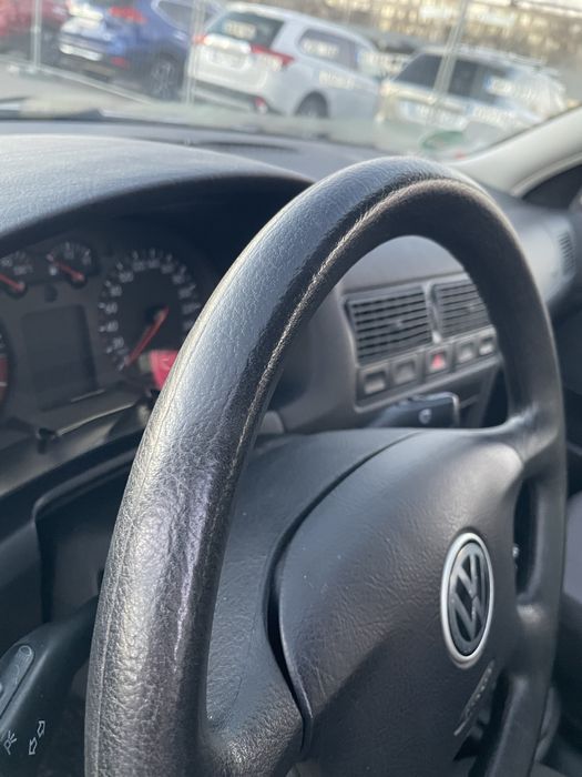 VW Golf 4 1.6 2001рік 154тис.км