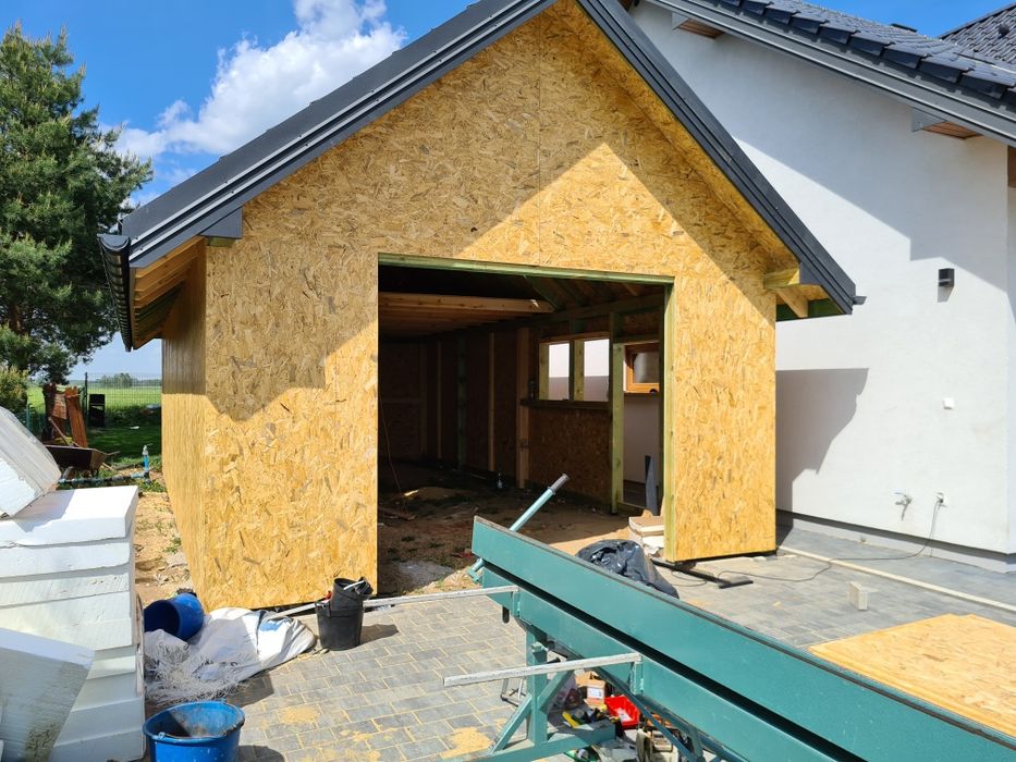 Dachy, pokrycia dachowe, więźby