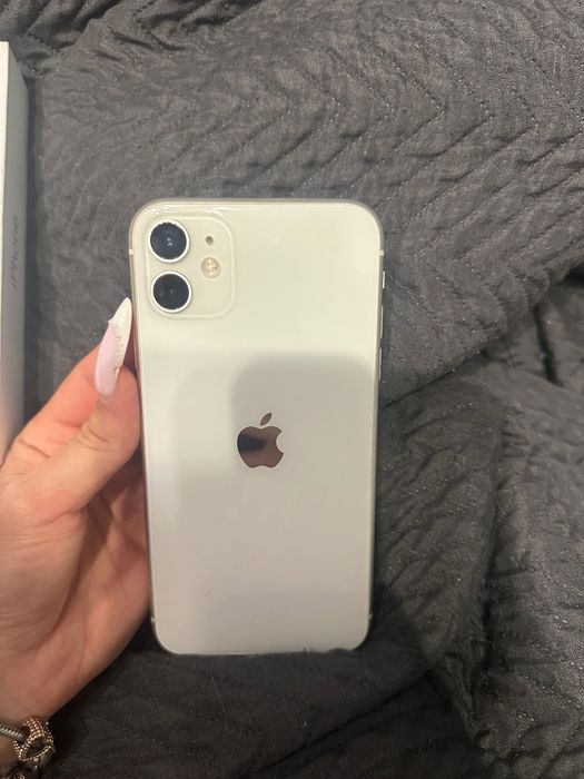 iphone 11 64gb stan bardzo dobry