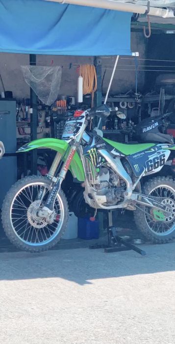Kawaski kxf 250.