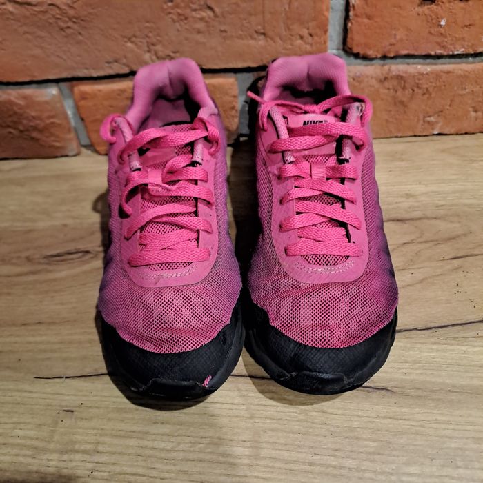 Buty Nike Air Max Invigor  w rozmiarze 38