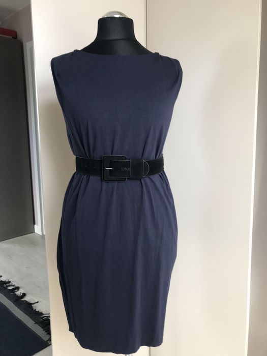 Solar granatowa sukienka zakladkami z tyłu 34 36