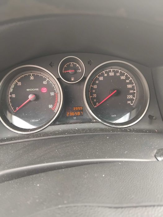 Carrinha com manutençao feita a poucos dias