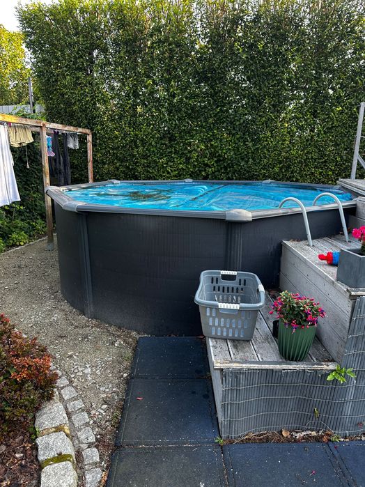 sprzedam basen GRE, blacha ocynkowana, możliwość wkopania + pompa