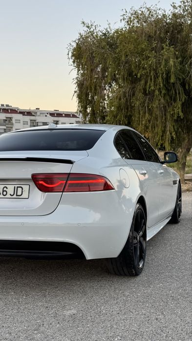 Jaguar XE 2.0D 163Cv Versão R-Sport