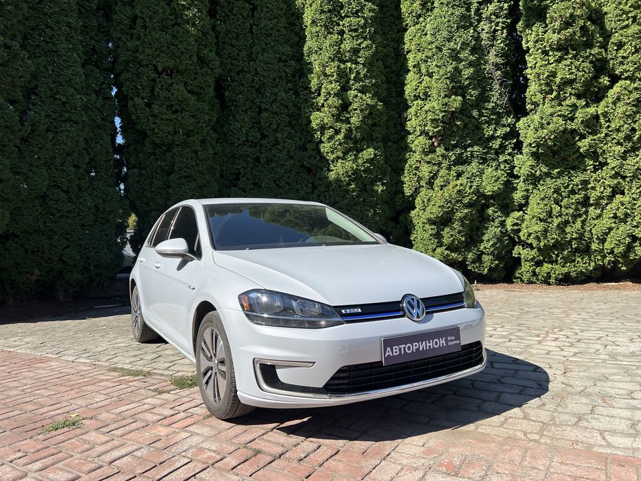 Volkswagen E-Golf 2017