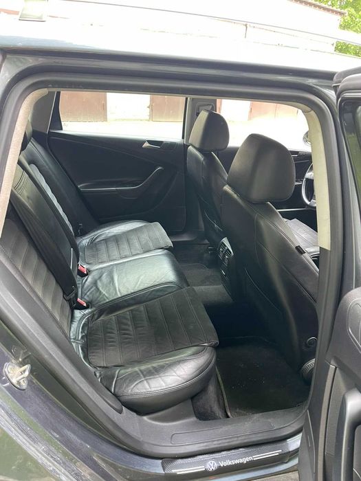 Продам отличное Авто фольцваген Пассат Универсал!