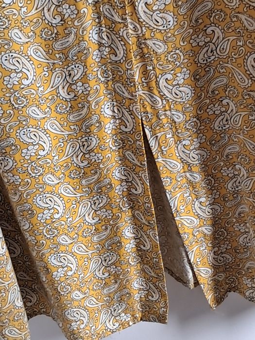 Vetido comprido com botões