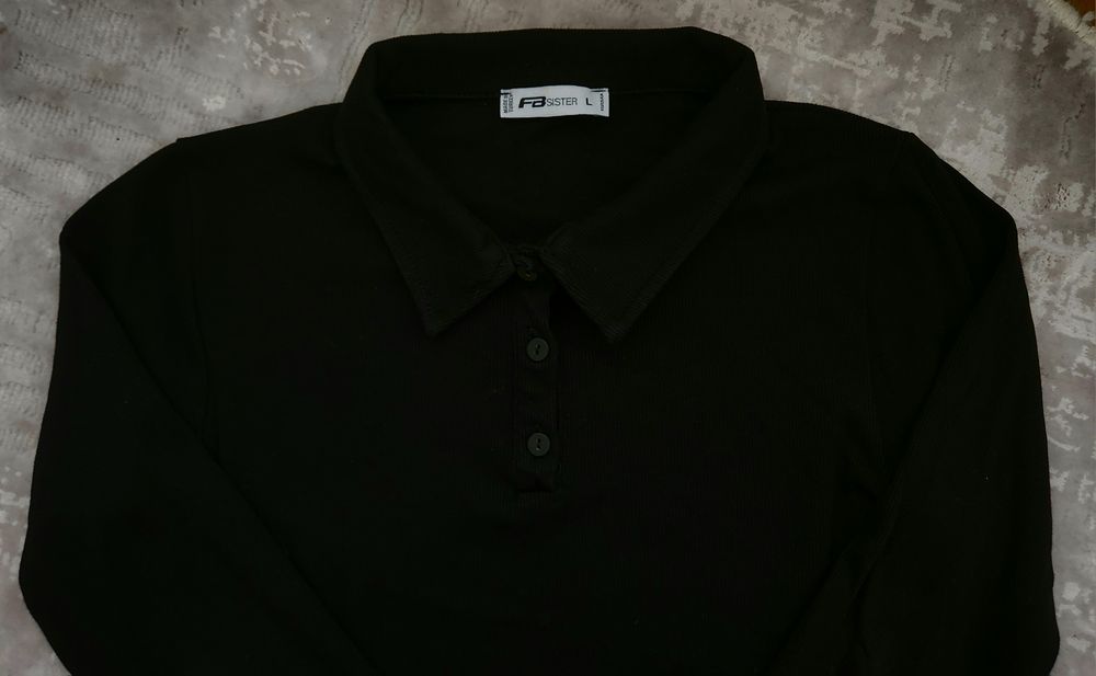 чорна коротка рубашка з довгим рукавом