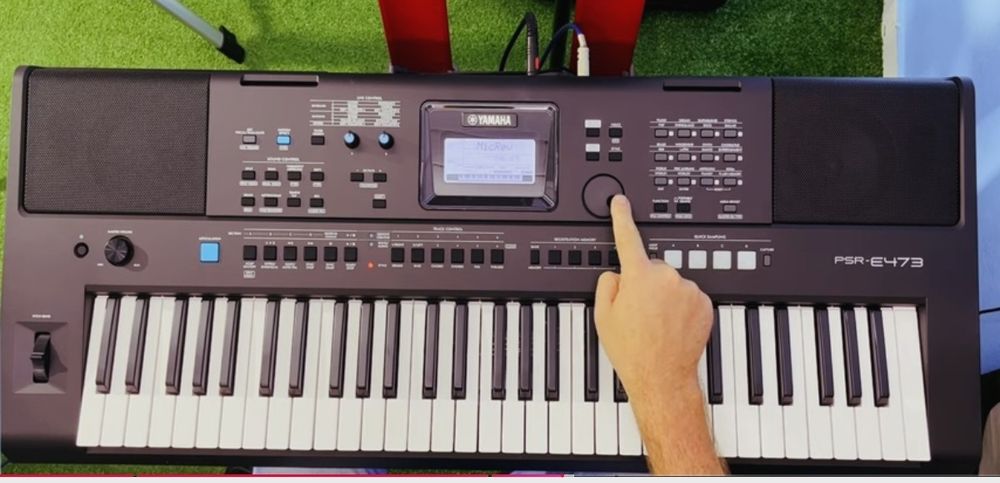 Vendo Teclado Yamaha Psr E473