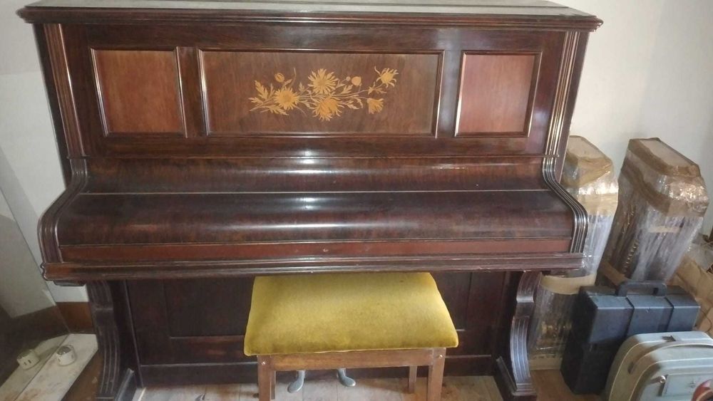 Piano Collard & Collard