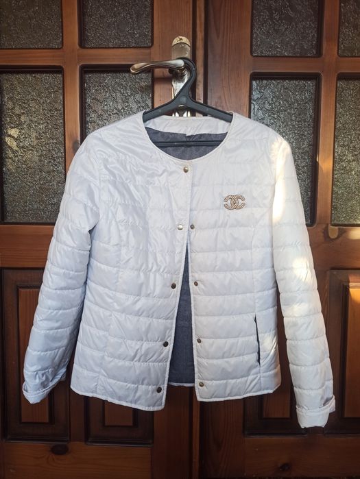 Легенька курточка