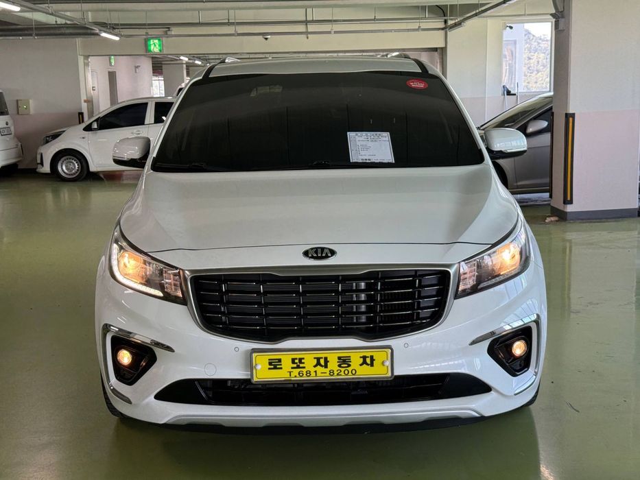 Kia Carnival