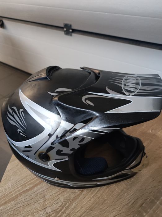 Kask  Awina Kross rozmiar 46-47