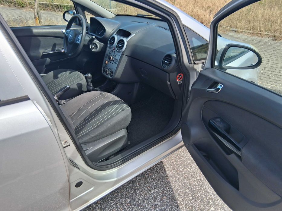 OPEL CORSA 1.3 CDTI - Poucos km