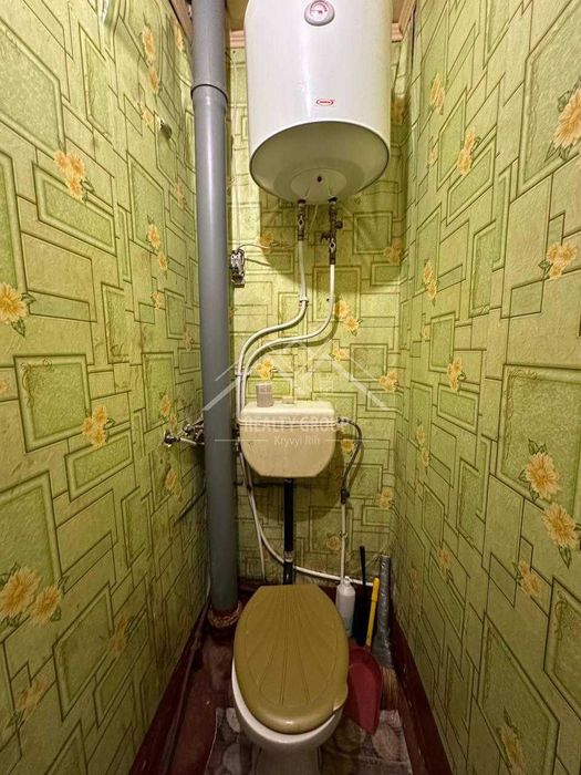 Продаж 2к квартири в ЦМ районі (Карнаватка)