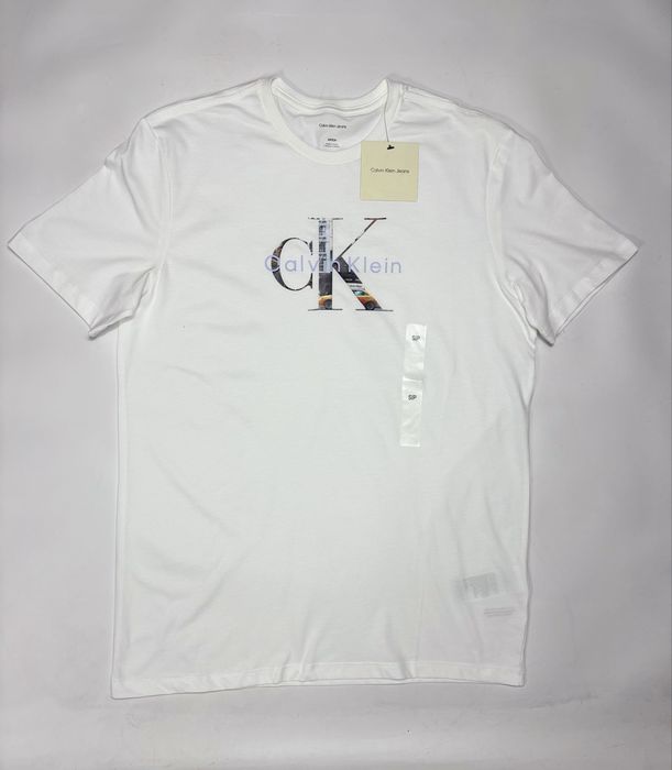 Футболка  Calvin Klein.  ОРИГІНАЛ.    С.  М. Л