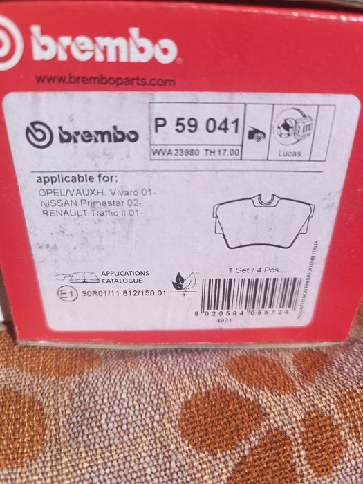 Продам тормозні колодки Рено Трафік