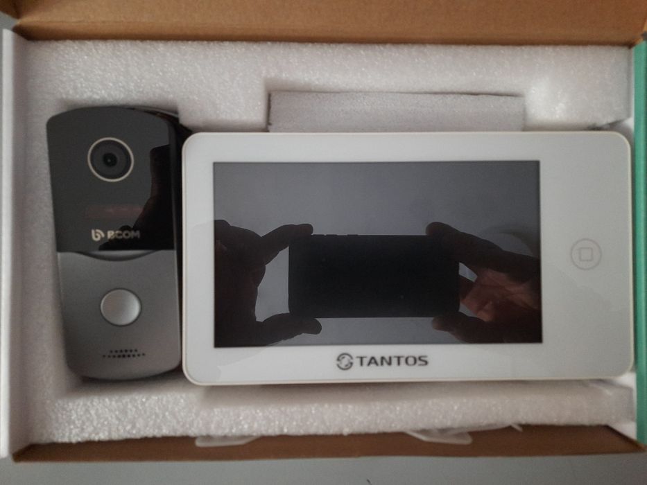 Домофон та відеопанель