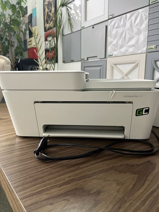 Принтер HP DeskJet Plus 4122