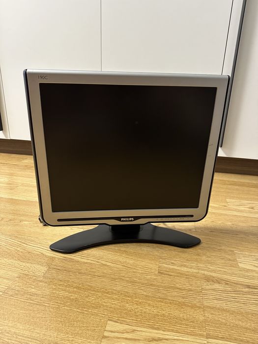 Продам Монітор PHILIPS 190C8 (19 дюймів)