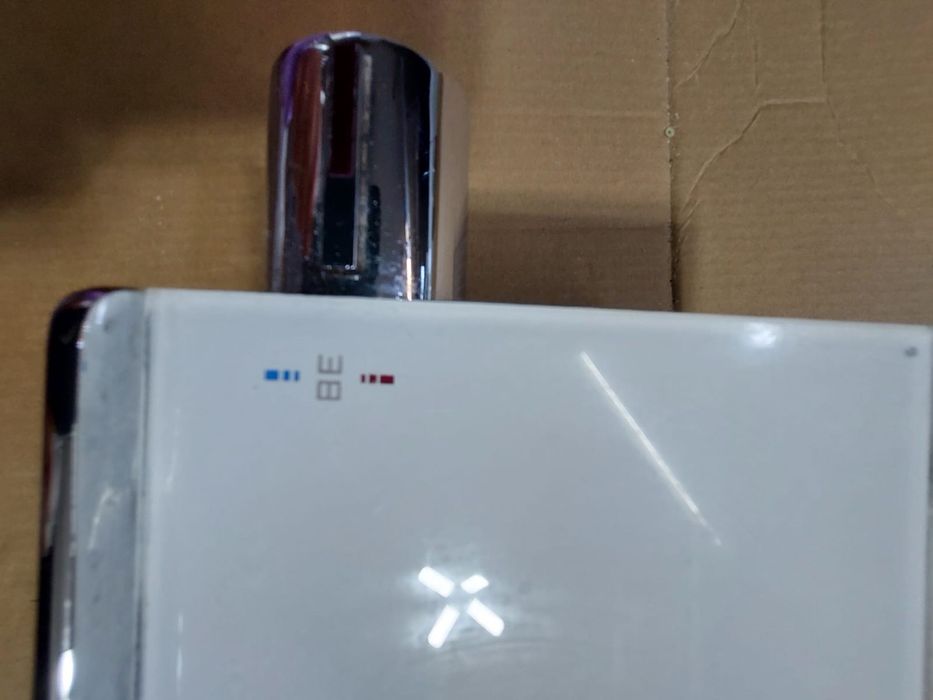 Coluna de Duche Termostática ROCA com Prateleira Integrada