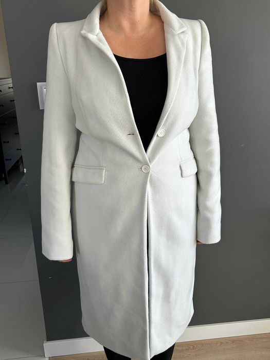 Elegancki długi płaszcz