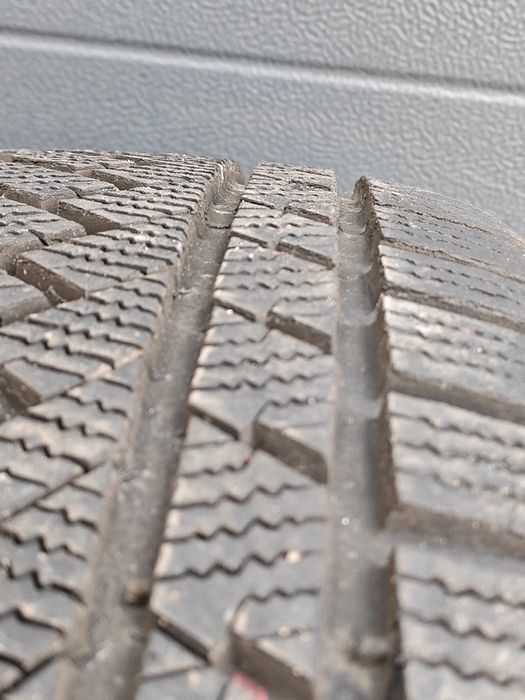 Koła 5x108 18" Volvo XC60 235/60 Continental zimowe