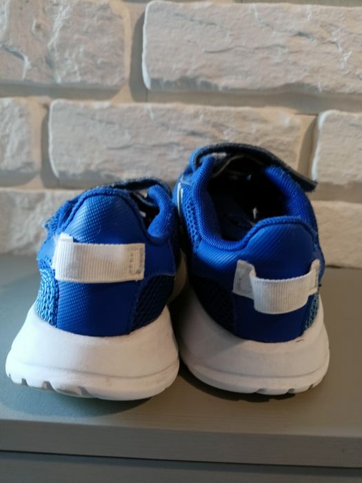 Adidasy dziecięce