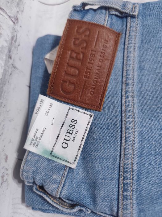 Оригінальні джинси Skinny Chris Guess. Italy