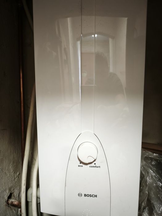 Przepływowy podgrzewacz wody Bosch Tronic 2000 TR2000 24B