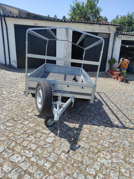 Reboque para automóvel