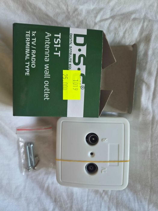 Gniazdko antenowe TS1-T DSE