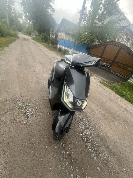 Продам електро скутер в гарному стані