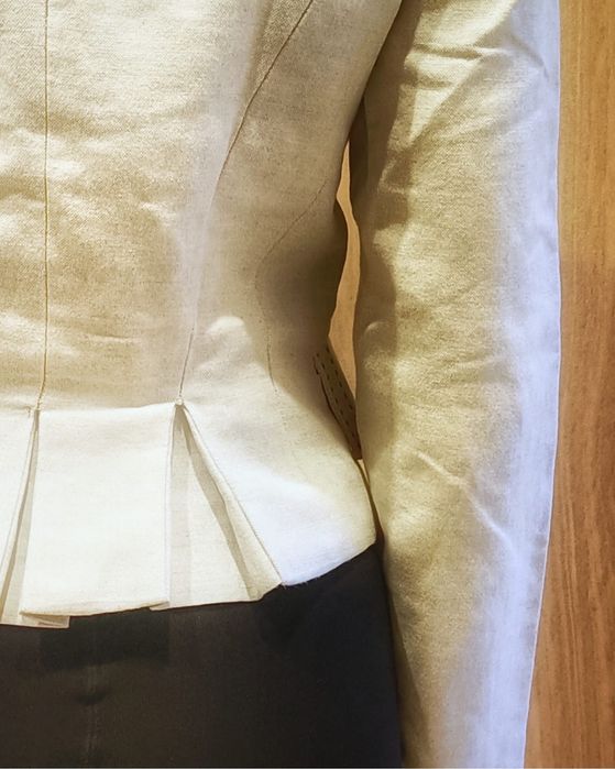 Casaco Vintage beje Mango