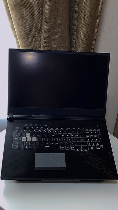 Продам Ноутбук ASUS ROG Strix