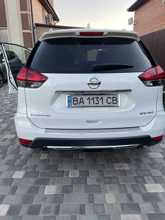 Продам Nissan Rogue