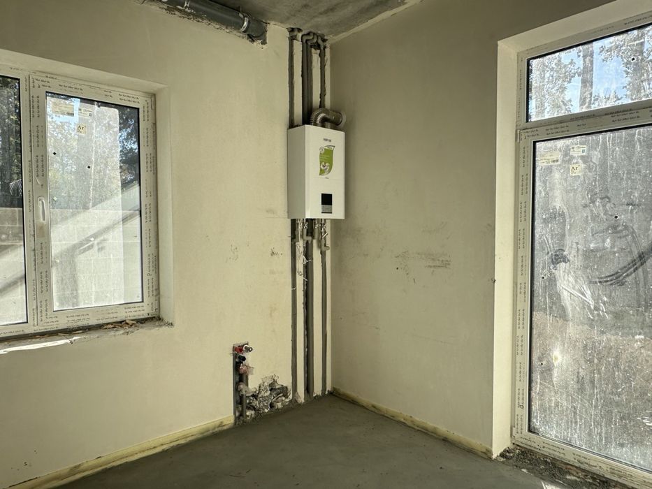 Продам таунхаус в центрі міста, газ 50000 $