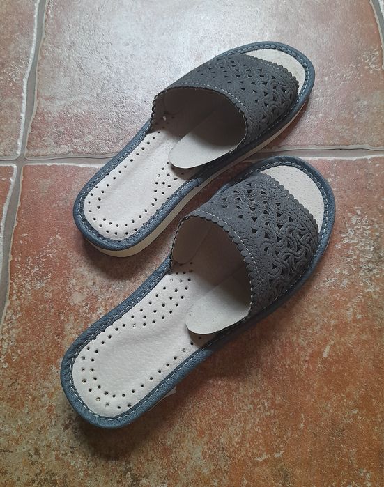Pantofle, kapcie rozm 37 nowe