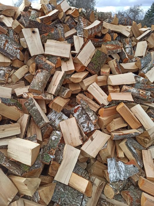 Drewno opałowe liściaste łupane