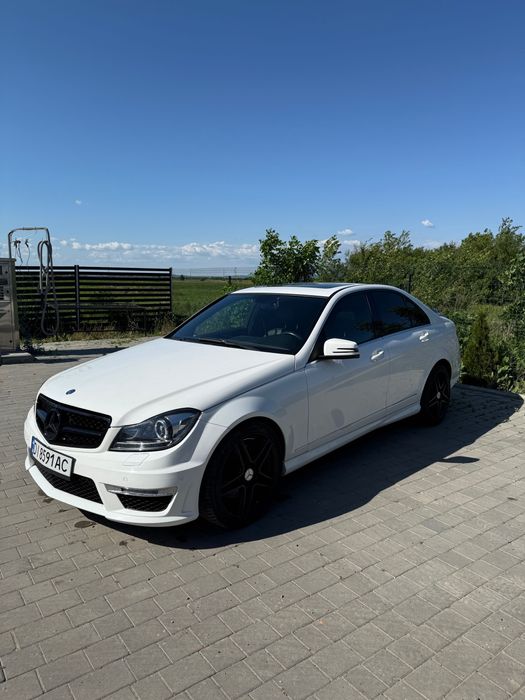 Mercedes-Benz C300 W204 2013
