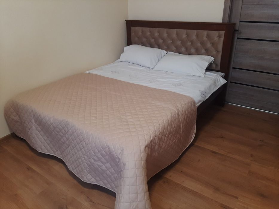 Ж.д. Костел героїв Упа Квартира  подобово .центр .ж.д. звітні документ