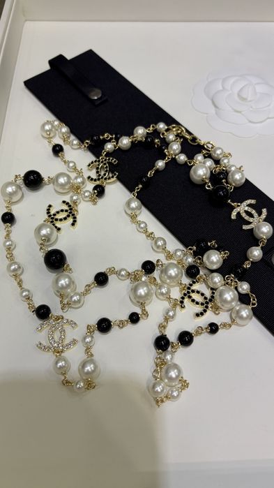 Chanel® Luksusowy naszyjnik CC® ekskluzywna biżuteria łańcuszek perły