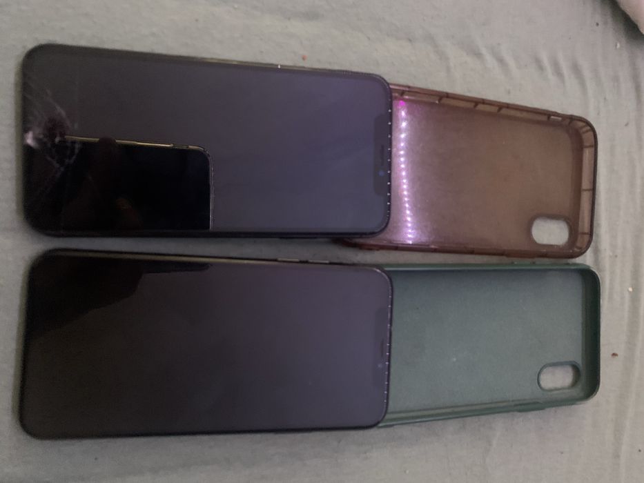 2 iphones 1 xs 256 gb e um x 256 gb