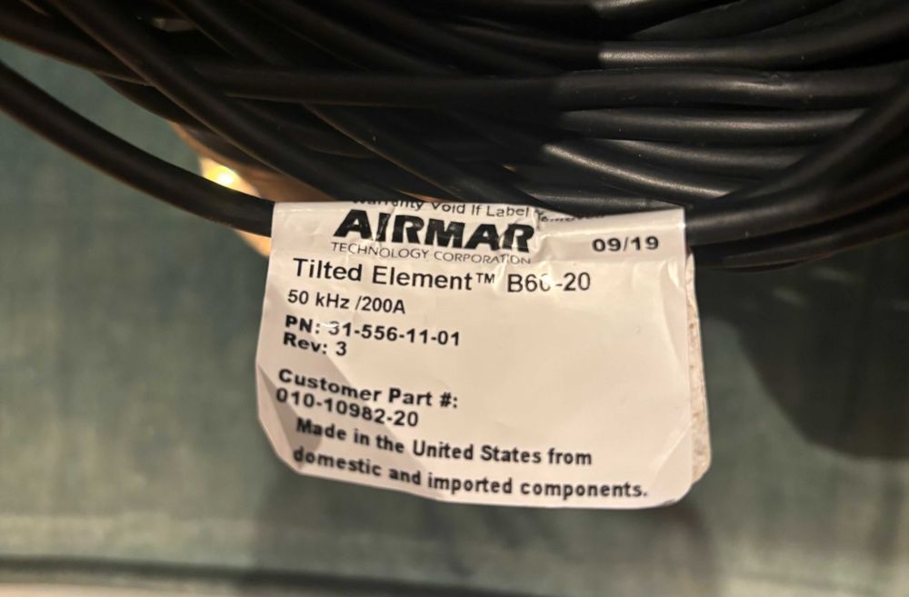 Transdutor AIRMAR B60 20º Com ficha Garmin