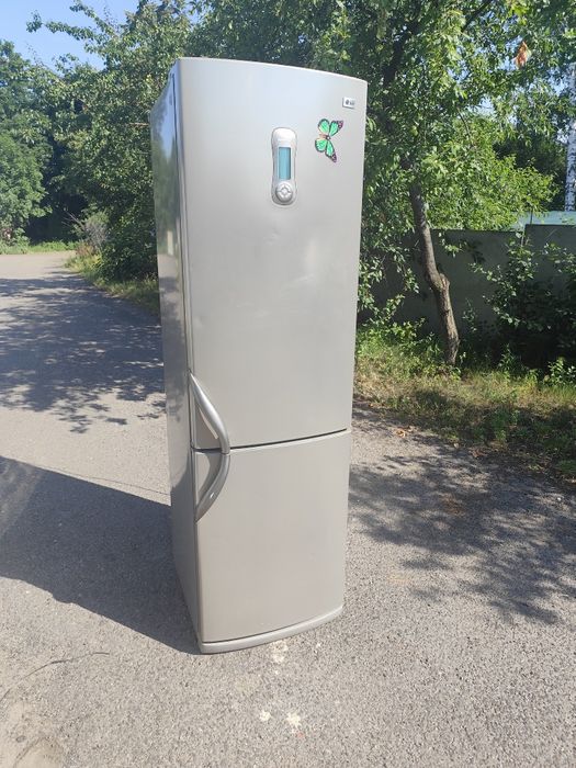 Срочно  холодильник