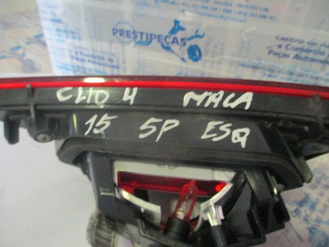 Farolim da mala esquerdo RENAULT Clio IV (BH_)