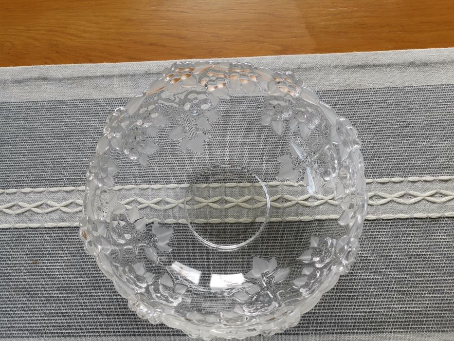 Misa z grubego ozdobnego szkła śr. 22 cm